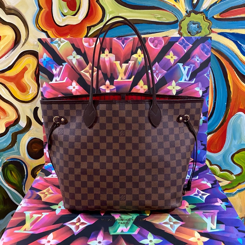 😍❤️😘Authentic Luxury Signature Bags & Wallets